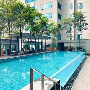 Summer Klcc By Impexia Apartment